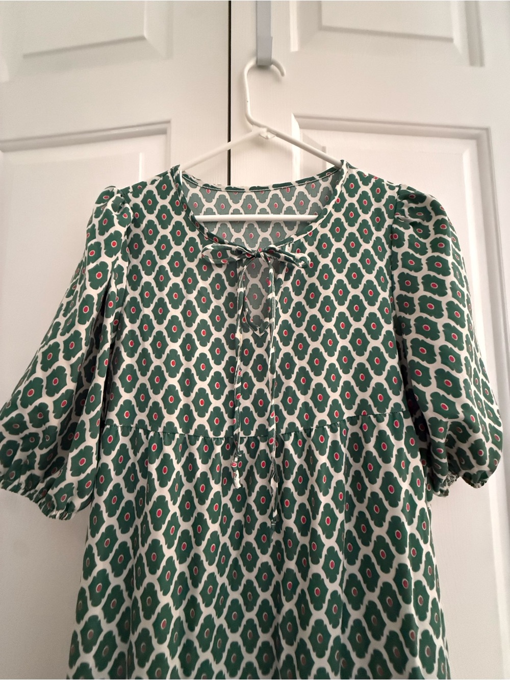 Cider Emerald Geometric Tie-Neck Maxi Dress - Picture 3 of 5